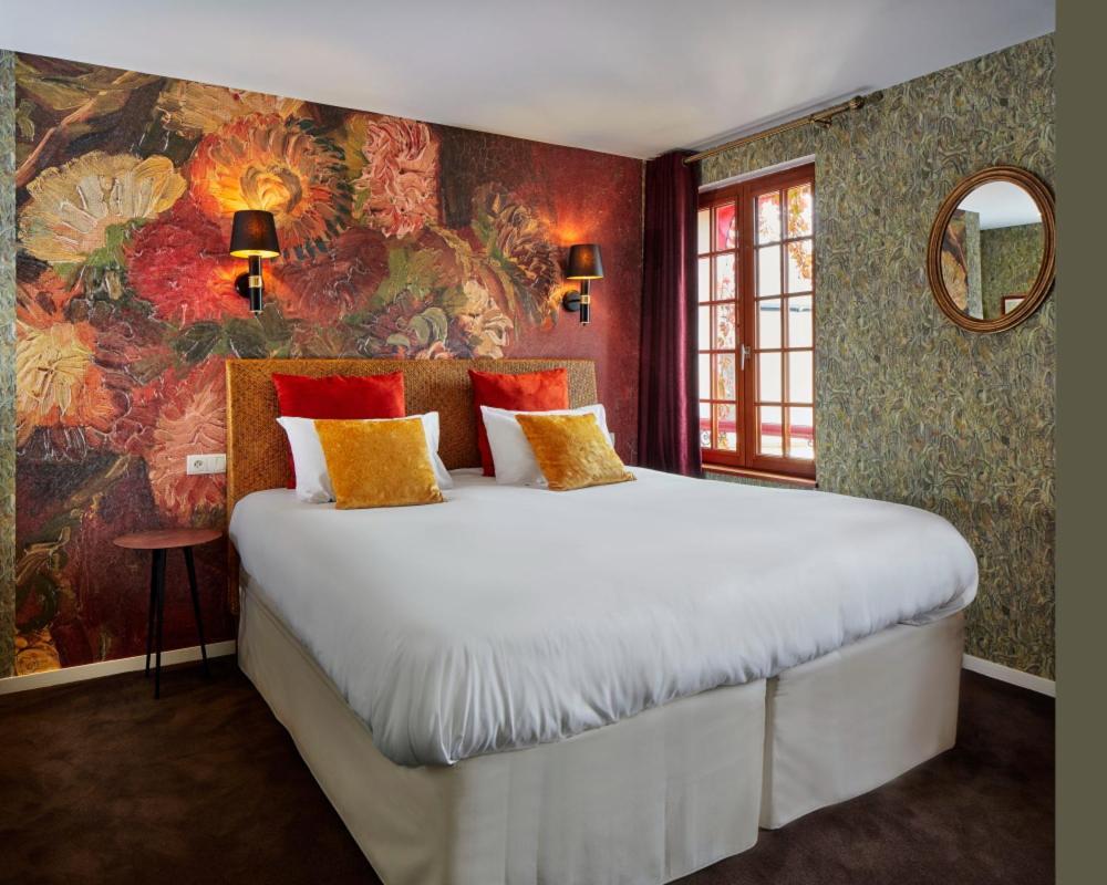 Logis Hotel Les Fuchsias Saint-Vaast-la-Hougue Esterno foto